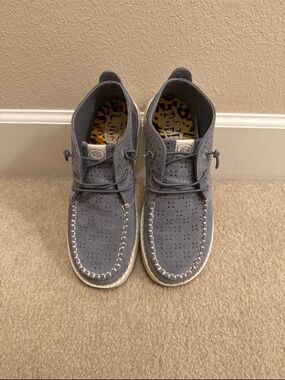 Hey Dude Women’s Wendy Mid Suede Boho - Gray Size 8.0